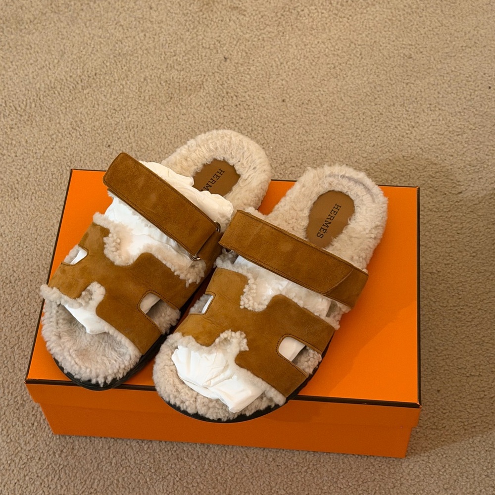 Hermès Shearling Chypre in Brown and Cream